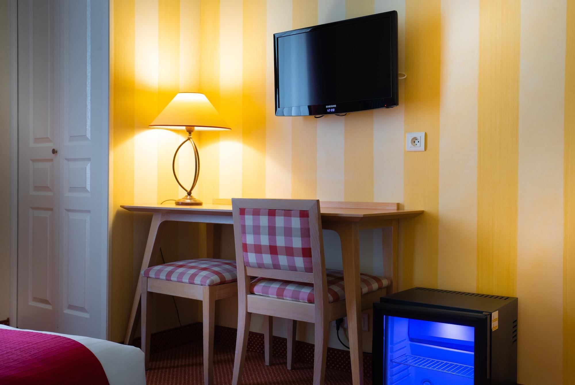 Hotel Delambre Parigi Esterno foto