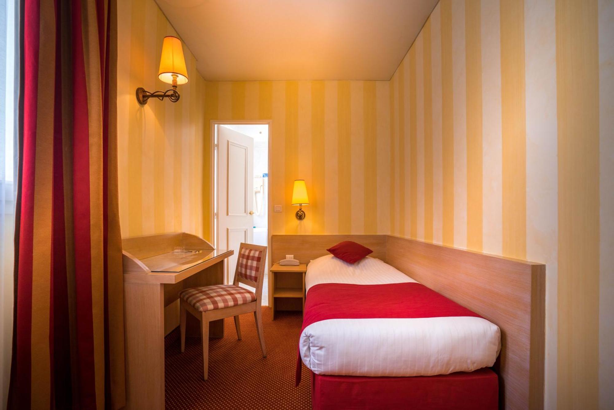 Hotel Delambre Parigi Esterno foto