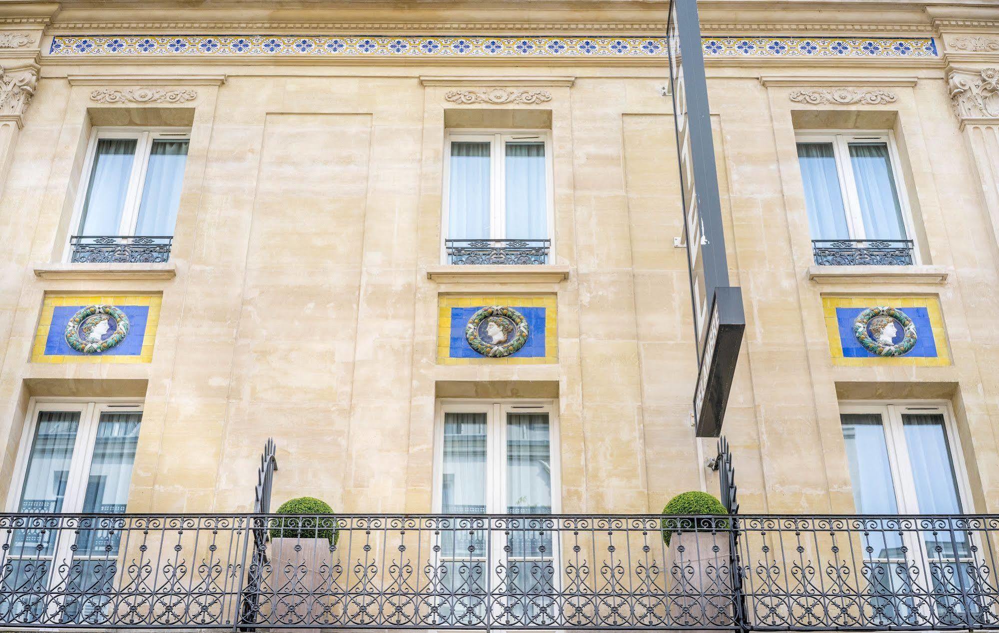 Hotel Delambre Parigi Esterno foto