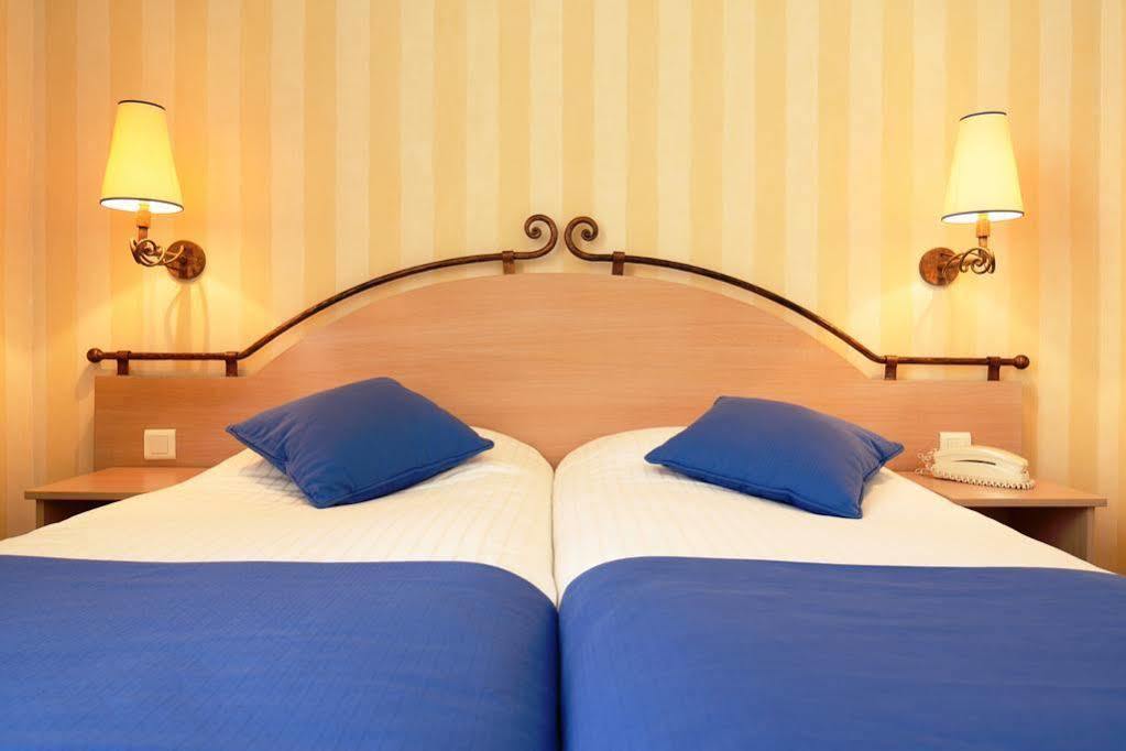 Hotel Delambre Parigi Esterno foto