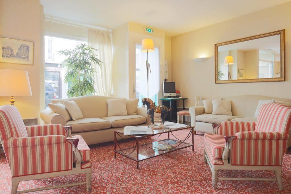 Hotel Delambre Parigi Esterno foto